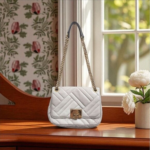 Michael Kors Vivianne leather crossbody bag - Picture 1 of 15